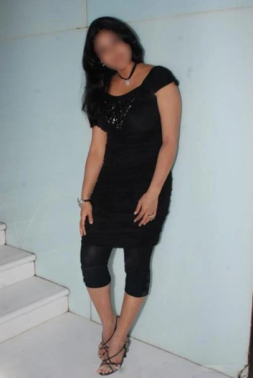 Call Girls Cyber City